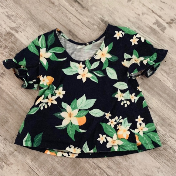 Floral flowy top - Picture 2 of 2